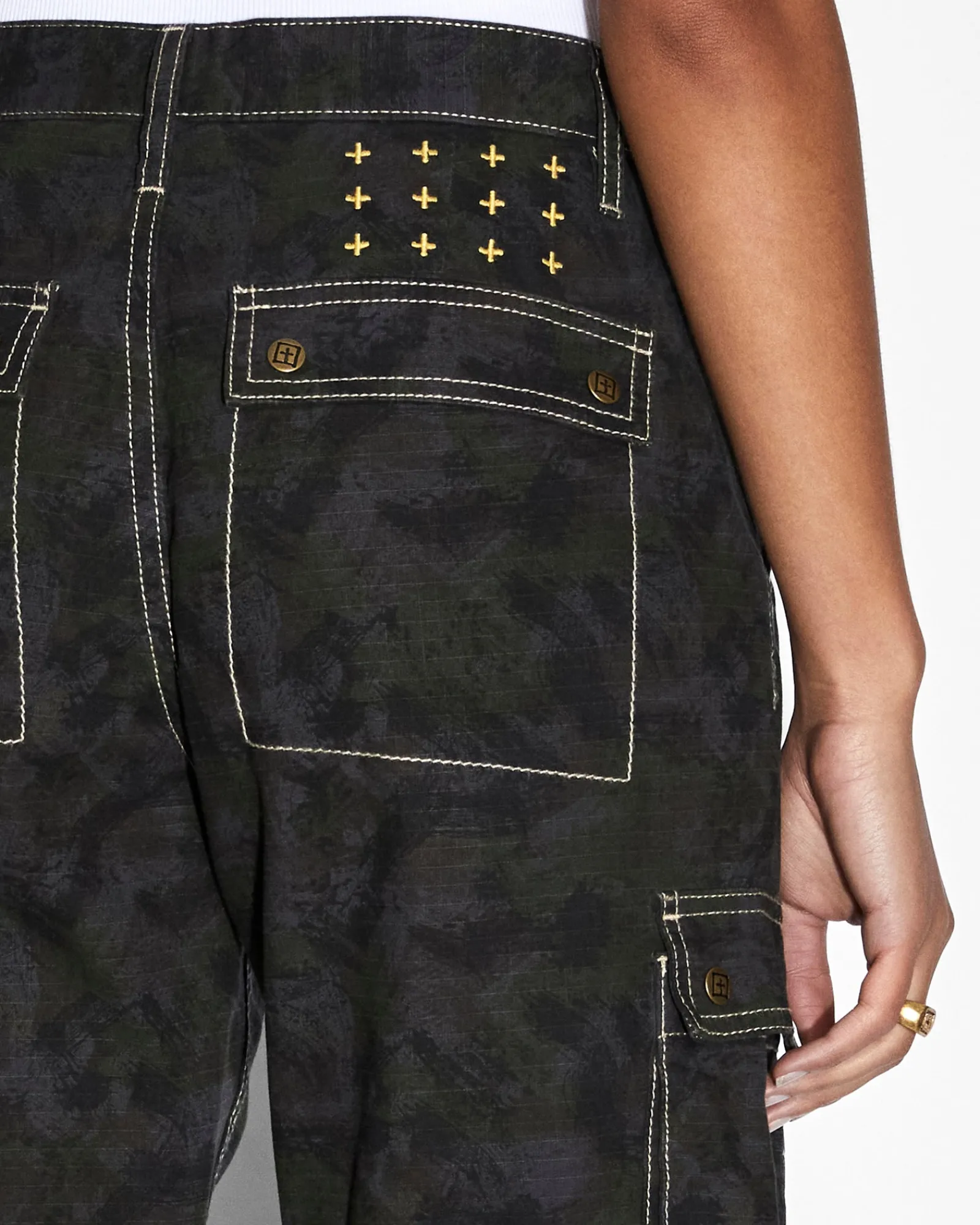 Flash Sale Ksubi Squad Cargo Camo
