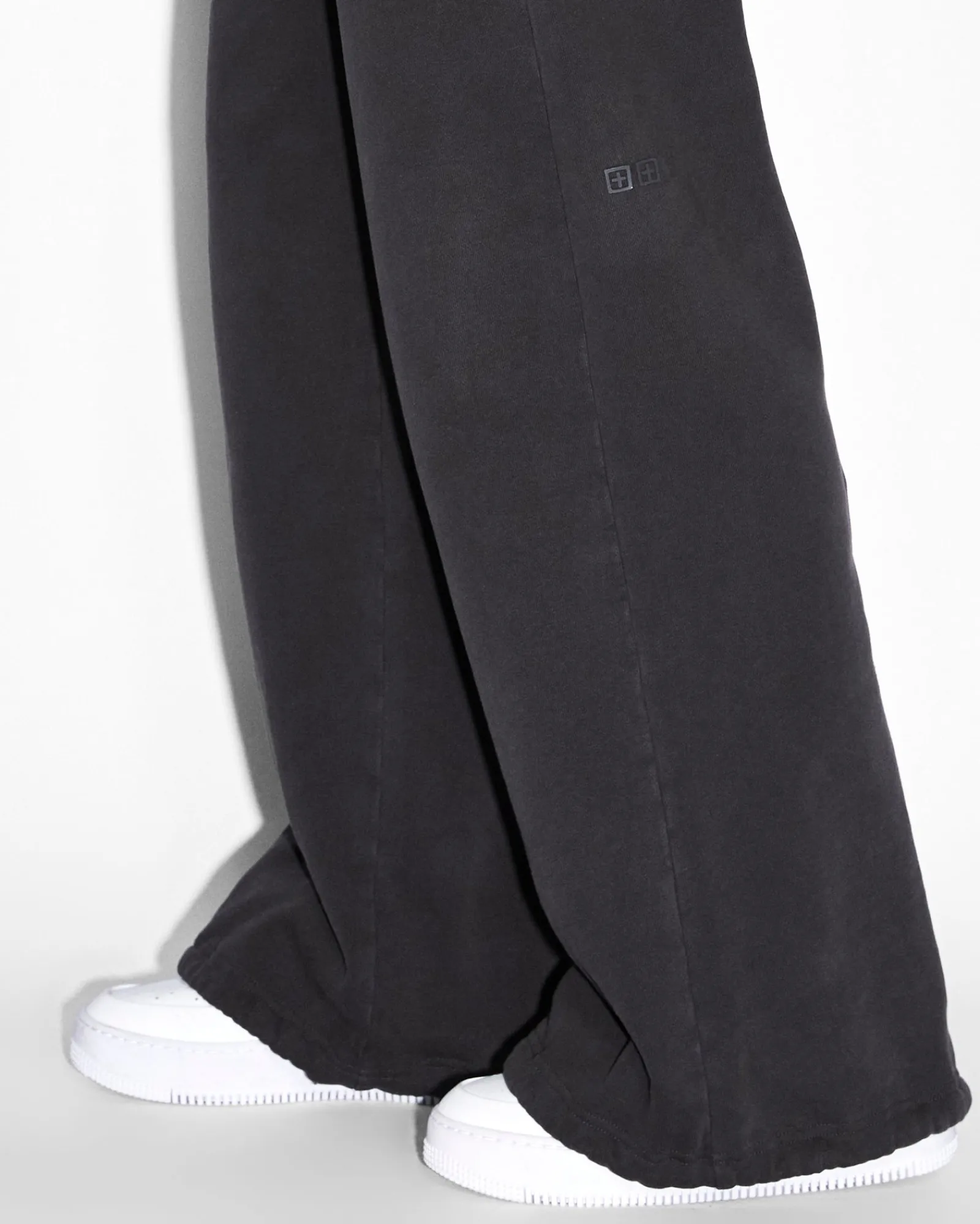 Online Ksubi 3X4 Origin Trak Washed Black